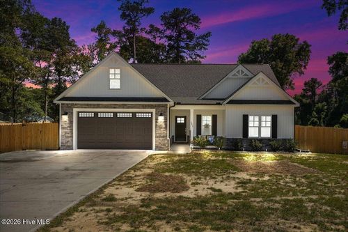 3097 Banks School Rd, Kinston, NC, 28504-9127 | Card Image