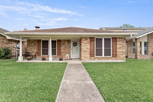 8249 Heartfield Ln, Beaumont, TX, 77706 | Card Image