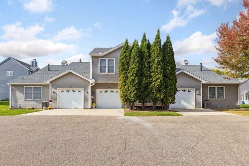 apt-b-1701 Livingston Ave, West Saint Paul, MN, 55118-5949 | Card Image