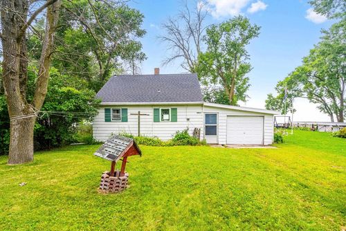 N9015 Debaker Lane, RED RIVER, WI, 54217 | Card Image