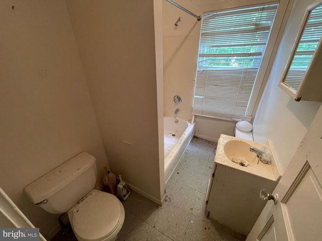 413 Clifton Ave, Home with 3 bedrooms, 1 bathrooms and null parking in SHARON HILL PA | Image 12