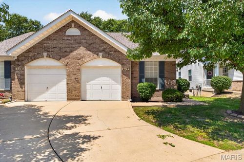4917 Hurstborough Ct, Hazelwood, MO, 63042-1592 | Card Image