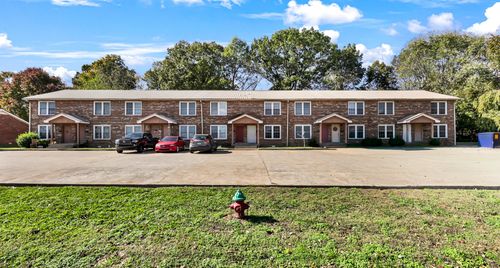 140 Darlene Dr, Clarksville, TN, 37042-4275 | Card Image