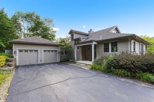 33 Sugarcreek Trail, Galena, IL, 61036 | Card Image