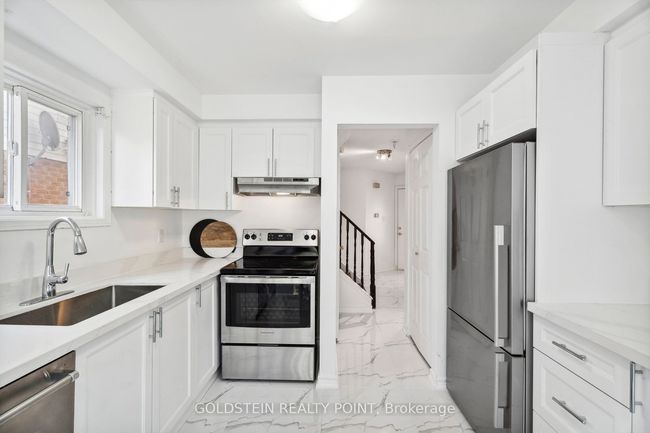 67 Hartrick Pl, House other with 4 bedrooms, 3 bathrooms and 3 parking in Whitby ON | Image 17