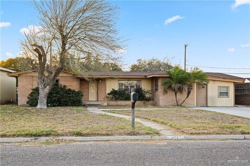 1421 S 10th Ave, Edinburg, TX, 78539-5531 | Card Image
