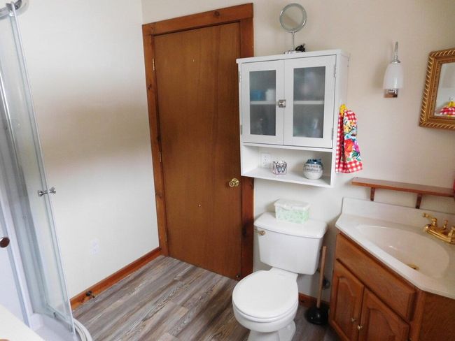 384 N Main St, House other with 2 bedrooms, 2 bathrooms and null parking in Montgomry Ctr VT | Image 13
