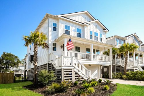 2242 Tillage St, Mount Pleasant, SC, 29466-9505 | Card Image