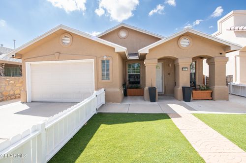 3225 Manny Aguilera Dr, El Paso, TX, 79936-2760 | Card Image