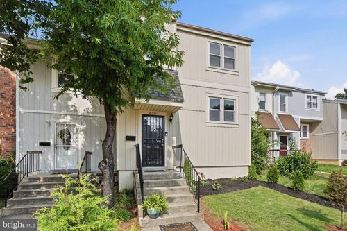 6504 Buckland Ct, FORT WASHINGTON, MD, 20744-3110 | Card Image