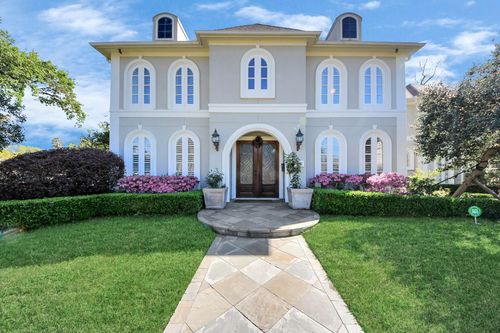 5701 Sugar Hill Dr, Houston, TX, 77057-2111 | Card Image