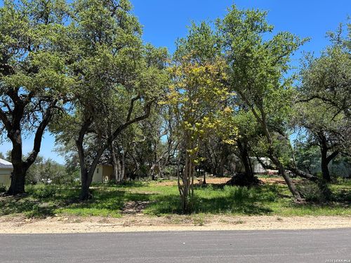 301 Greenwood St, Canyon Lake, TX, 78133-4260 | Card Image