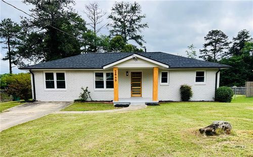 2649 Oak Cir, Ellenwood, GA, 30294-3425 | Card Image