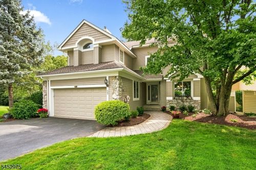 17 Tannery Hill Dr, Hamburg, NJ, 07419-1236 | Card Image