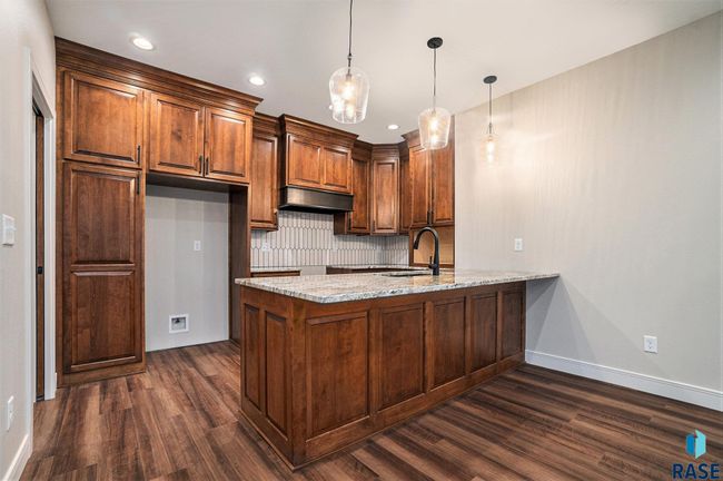 8607 W Shoreline Pl, Townhouse with 3 bedrooms, 3 bathrooms and null parking in Sioux Falls SD | Image 6