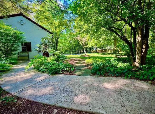 15691 S M 43 Hwy, House other with 8 bedrooms, 9 bathrooms and null parking in Hickory Corners MI | Image 53