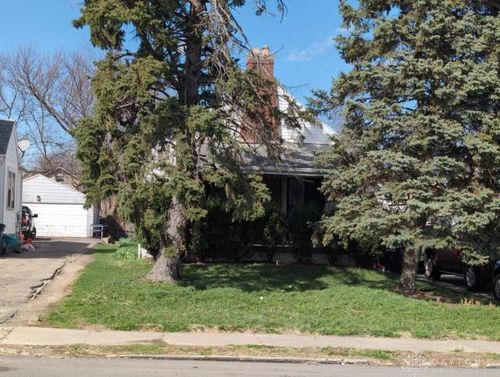 109 Siebenthaler Ave, Dayton, OH, 45405-2429 | Card Image