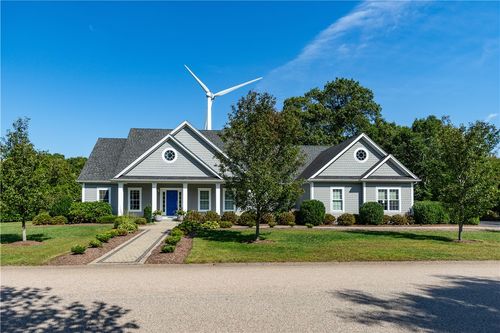 201 Rodman Ln, North Kingstown, RI, 02852-7558 | Card Image