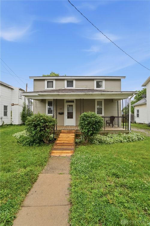 212 Spruce Drive, Fairborn, OH, 45324 | Card Image