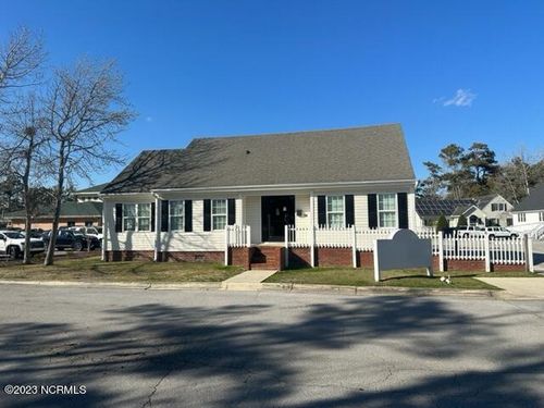 403 N 35th St, Morehead City, NC, 28557-3107 | Card Image