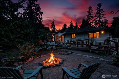 2357 Mountain View Rd E, Port Orchard, WA, 98366-8320 | Card Image