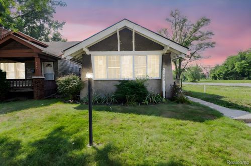 11493 Wisconsin St, Detroit, MI, 48204-1969 | Card Image