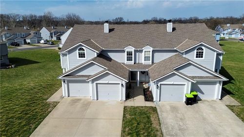 199b-5833 Nw Plantation Ln, Lee's Summit, MO, 64064-1299 | Card Image