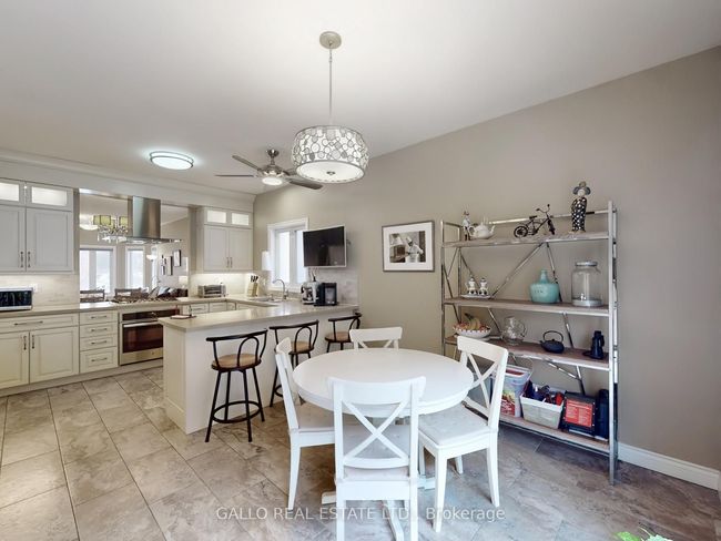28 Headwater Cres, House other with 5 bedrooms, 5 bathrooms and 3 parking in Richmond Hill ON | Image 9