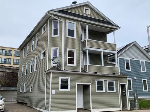 130 Canterbury St, Worcester, MA, 01603-3240 | Card Image