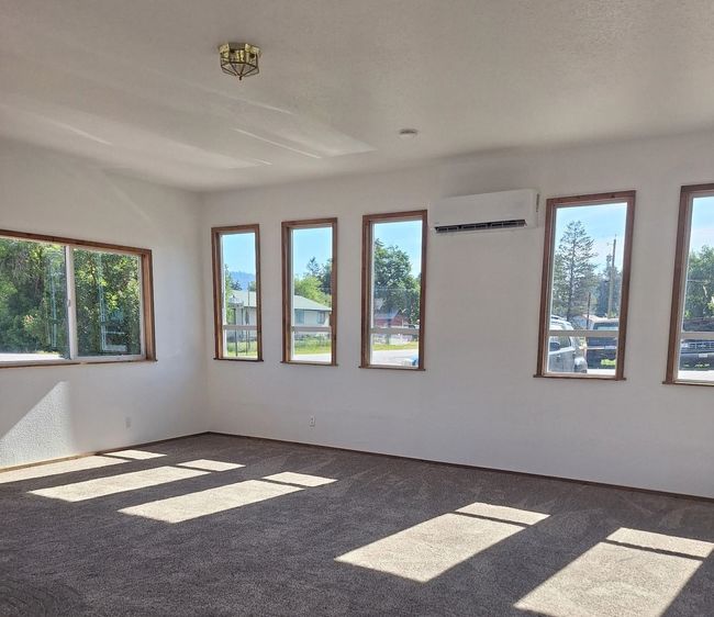 427 W 7 Th St, House other with 3 bedrooms, 2 bathrooms and null parking in Newport WA | Image 6