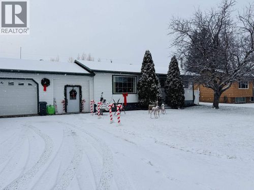 {{alt}} | Card Image