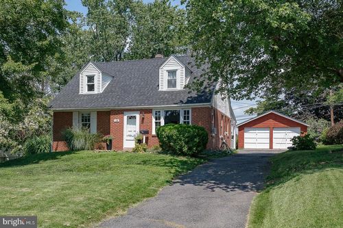 135 Sherman Rd, SPRINGFIELD, PA, 19064-1911 | Card Image