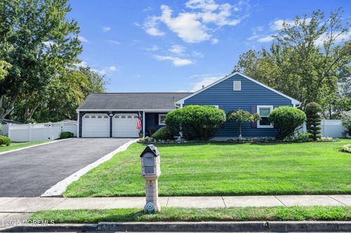 1115 Verdant Rd, Toms River, NJ, 08753-3577 | Card Image