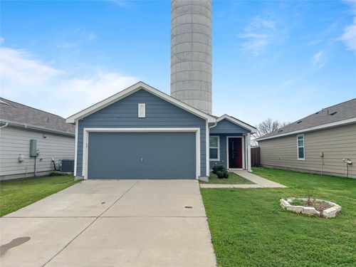 715 Deerfern Dr, Princeton, TX, 75407-5674 | Card Image