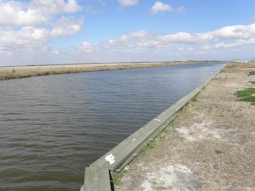 502 Martin Ln, Port Sulphur, LA, 70083-2025 | Card Image