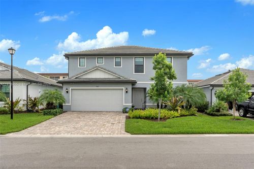 3142 Poinciana St, Oakland Park, FL, 33311-1192 | Card Image