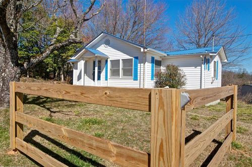 2165 Townsend Mill Rd, Young Harris, GA, 30582-2937 | Card Image