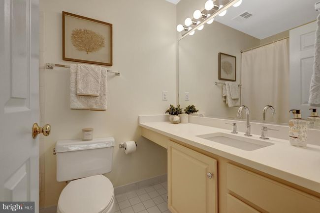 11431 Hollow Timber Way, Townhouse with 3 bedrooms, 4 bathrooms and null parking in Reston VA | Image 36