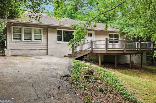 1277 Dunwoody Ln Ne, Brookhaven, GA, 30319-1513 | Card Image
