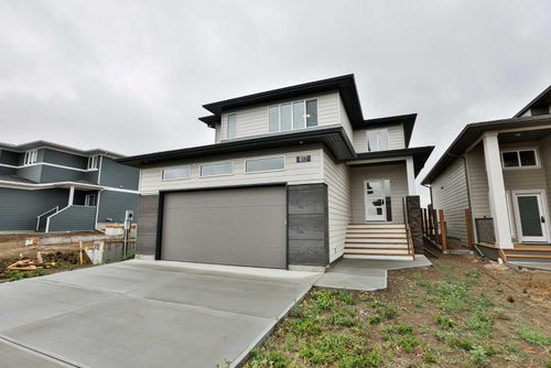 877 Devonia Cir W, Lethbridge, AB, T1J5W3 | Card Image