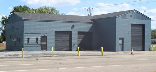 310 Mccambridge Ave, Madison, IL, 62060-1551 | Card Image