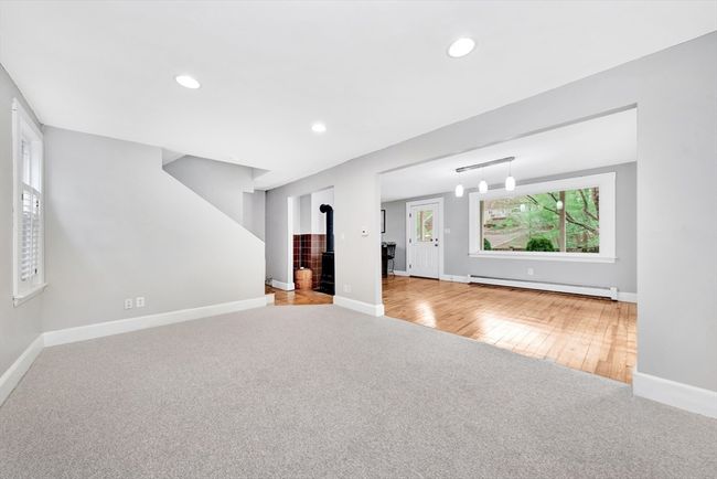 587 Essex Ave, House other with 3 bedrooms, 2 bathrooms and 4 parking in Gloucester MA | Image 15