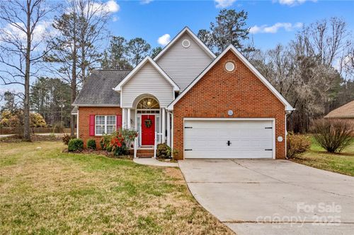 105 Whimbrel Ln, Mooresville, NC, 28117-9440 | Card Image