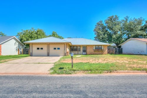 3518 S Oxford Dr, San Angelo, TX, 76904-4949 | Card Image