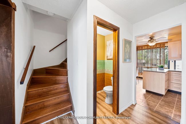 203 Taunton Rd W, House attached with 3 bedrooms, 2 bathrooms and 2 parking in Oshawa ON | Image 6