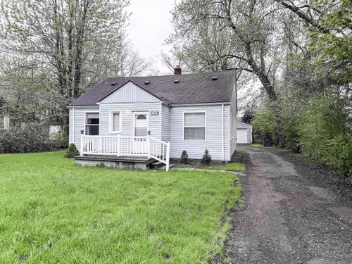 19549 Melrose Ave, Southfield, MI, 48075-5716 | Card Image