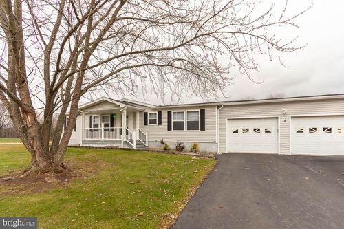 56 Dorthea Street Ext, HOUTZDALE, PA, 16651-8607 | Card Image