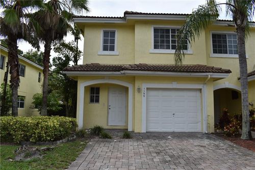 1199 Imperial Lake Rd, West Palm Beach, FL, 33413-1079 | Card Image