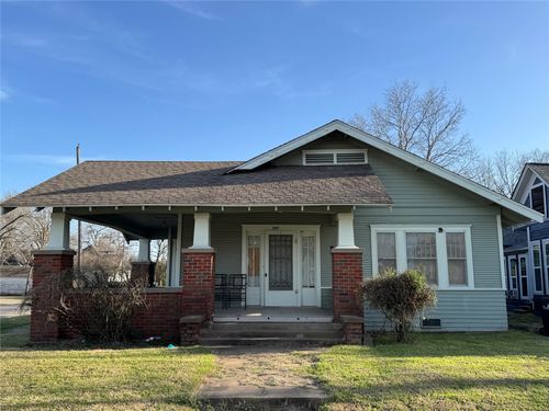 900 W Sears St, Denison, TX, 75020-3322 | Card Image