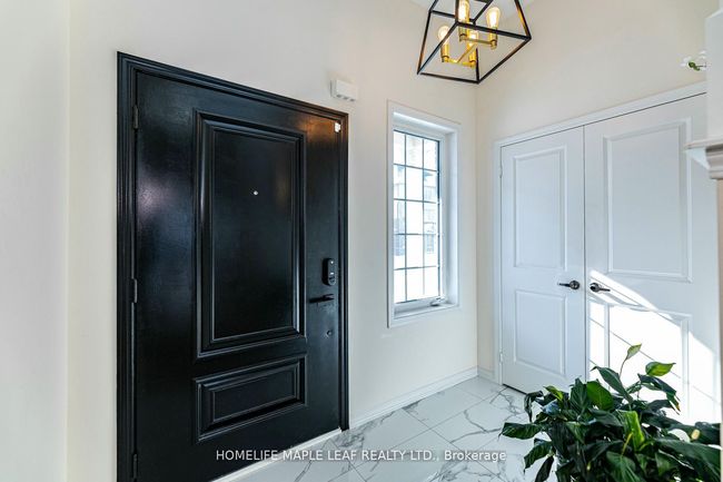 16 Mortlock St, House other with 4 bedrooms, 3 bathrooms and 2 parking in Ajax ON | Image 5